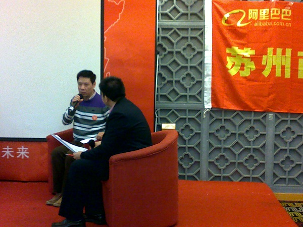 ���������e���L